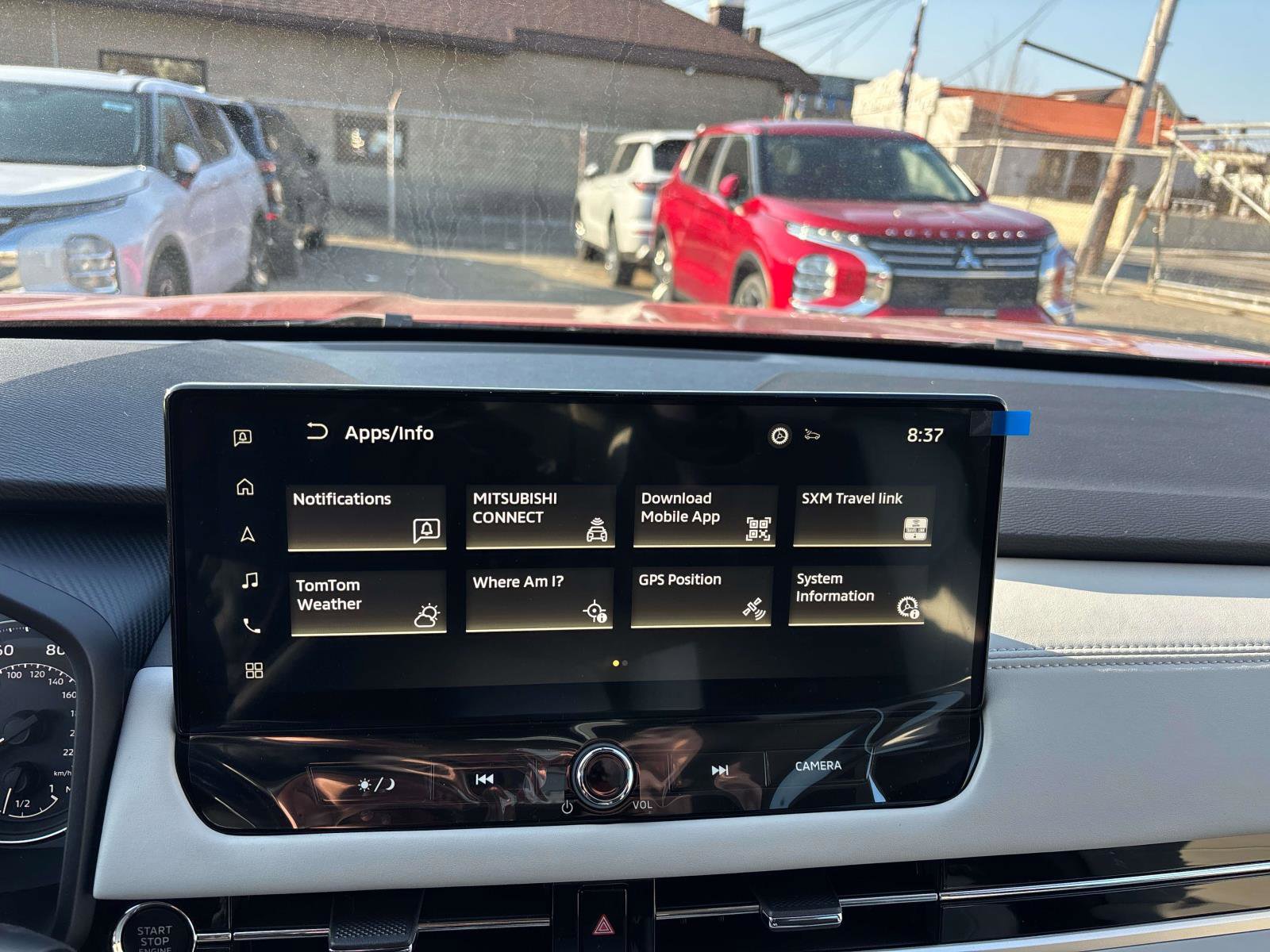 New 2026 Mitsubishi Outlander SE image 14