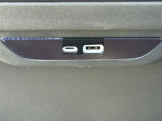 New 2026 Chrysler Pacifica Select image 36