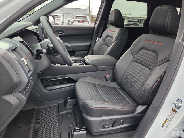 New 2026 Nissan Pathfinder Rock Creek AWD/4WD image 9