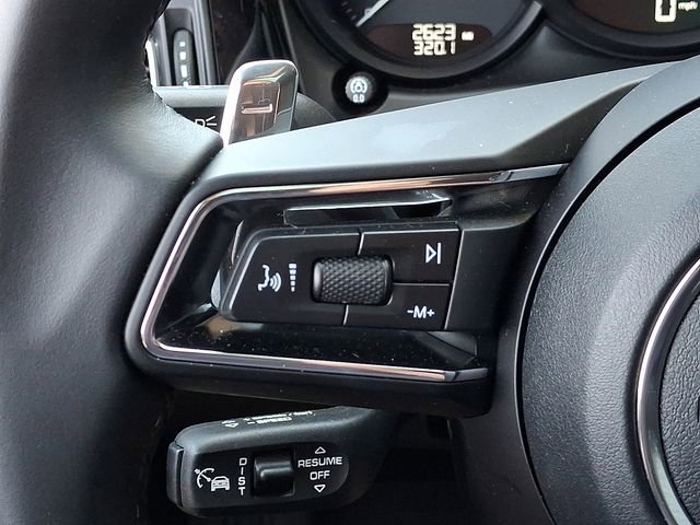 Certified 2026 Porsche Macan AWD/4WD image 26