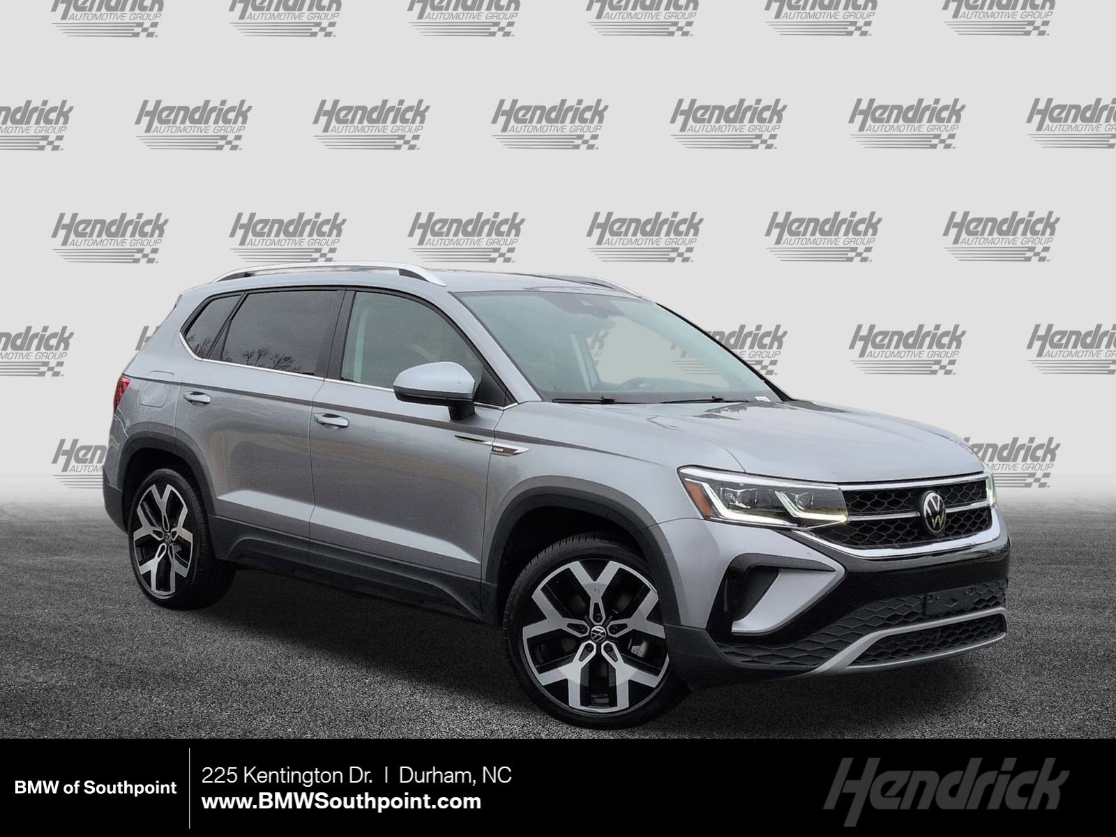 Used 2022 Volkswagen Taos SEL image 1