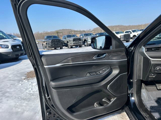 New 2026 Jeep Grand Cherokee Limited image 33