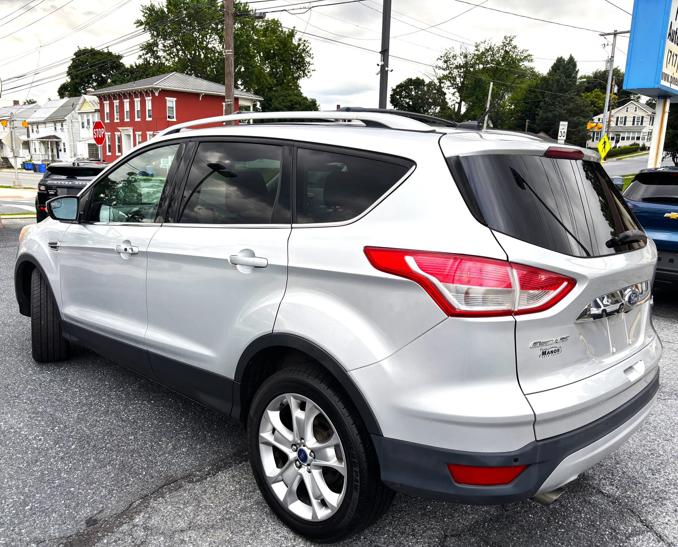 Used 2015 Ford Escape Titanium AWD/4WD image 4