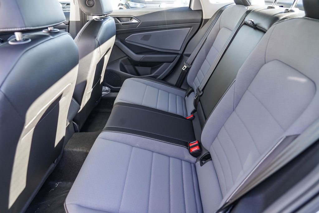New 2026 Volkswagen Jetta SE image 25