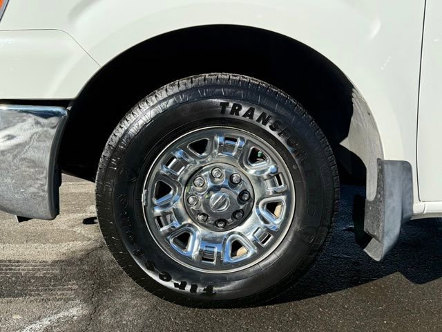 Used 2016 Nissan NV 3500 SL image 21