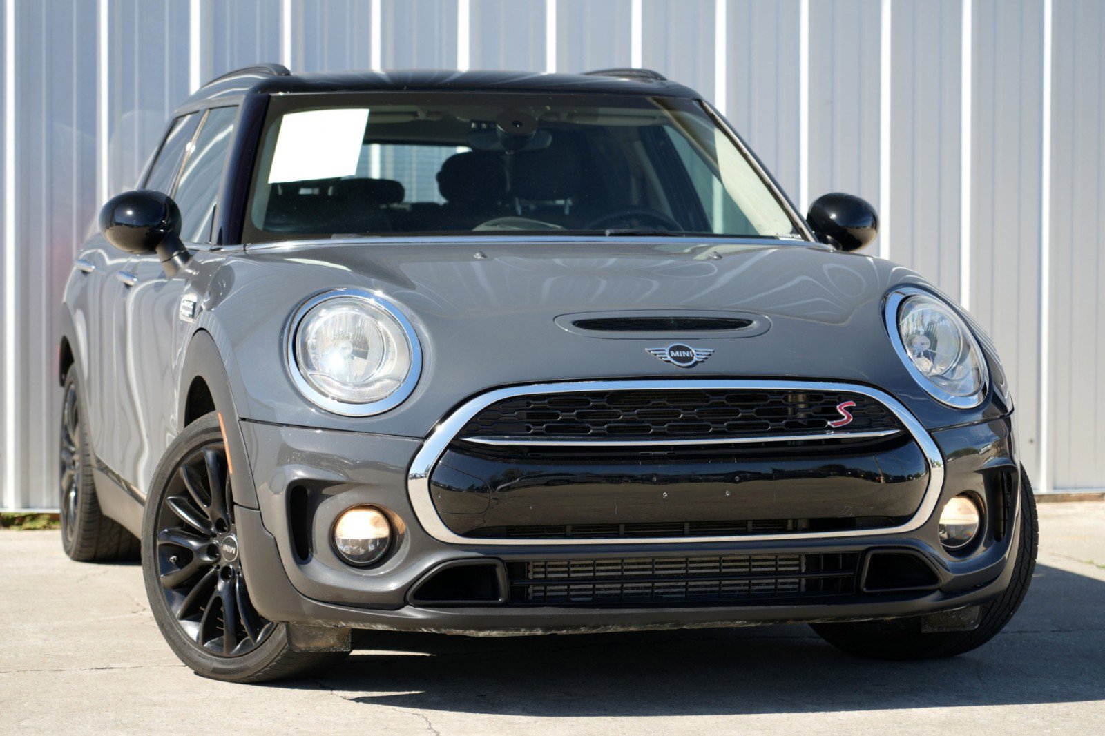 Used 2019 MINI Cooper Clubman S image 2