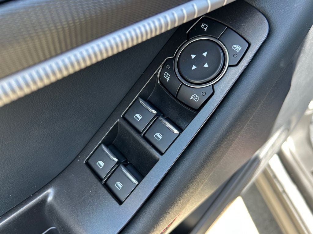 Used 2025 Ford Explorer ST AWD/4WD image 23