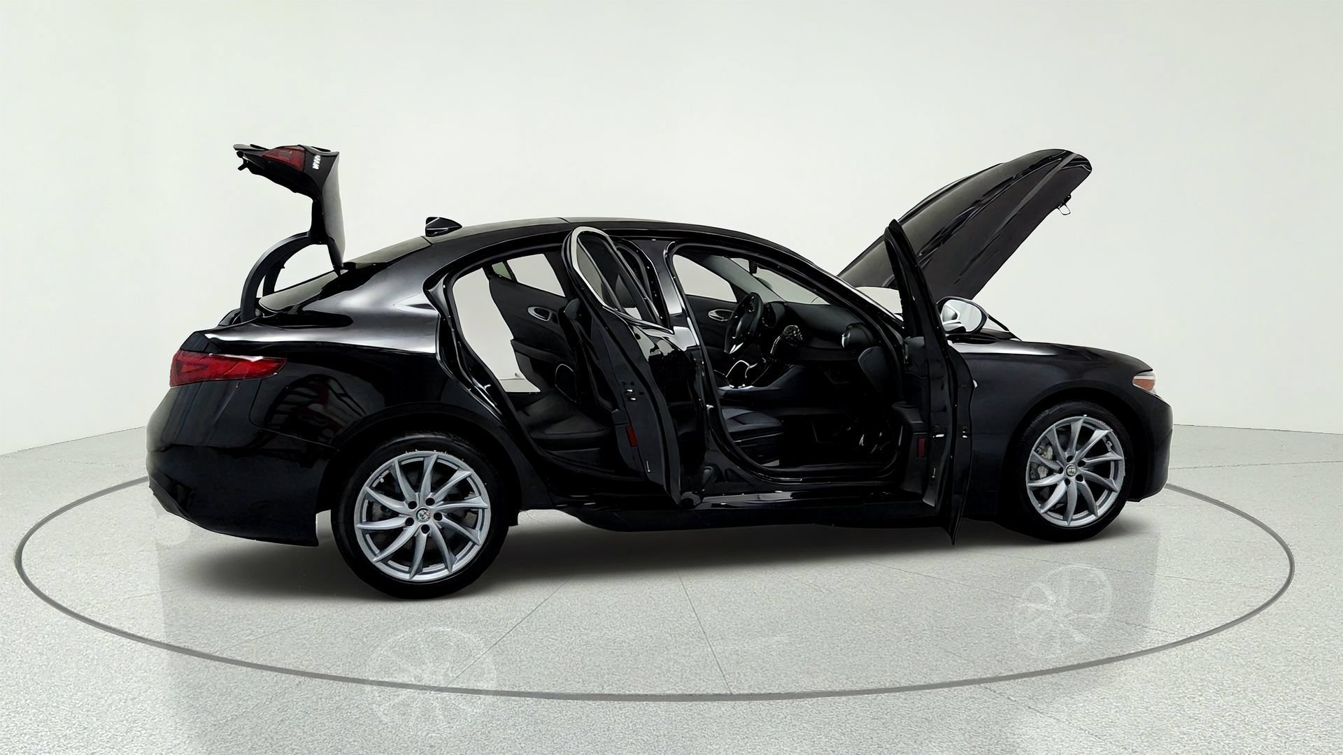 Used 2020 Alfa Romeo Giulia AWD w/ Cold Weather Package image 13