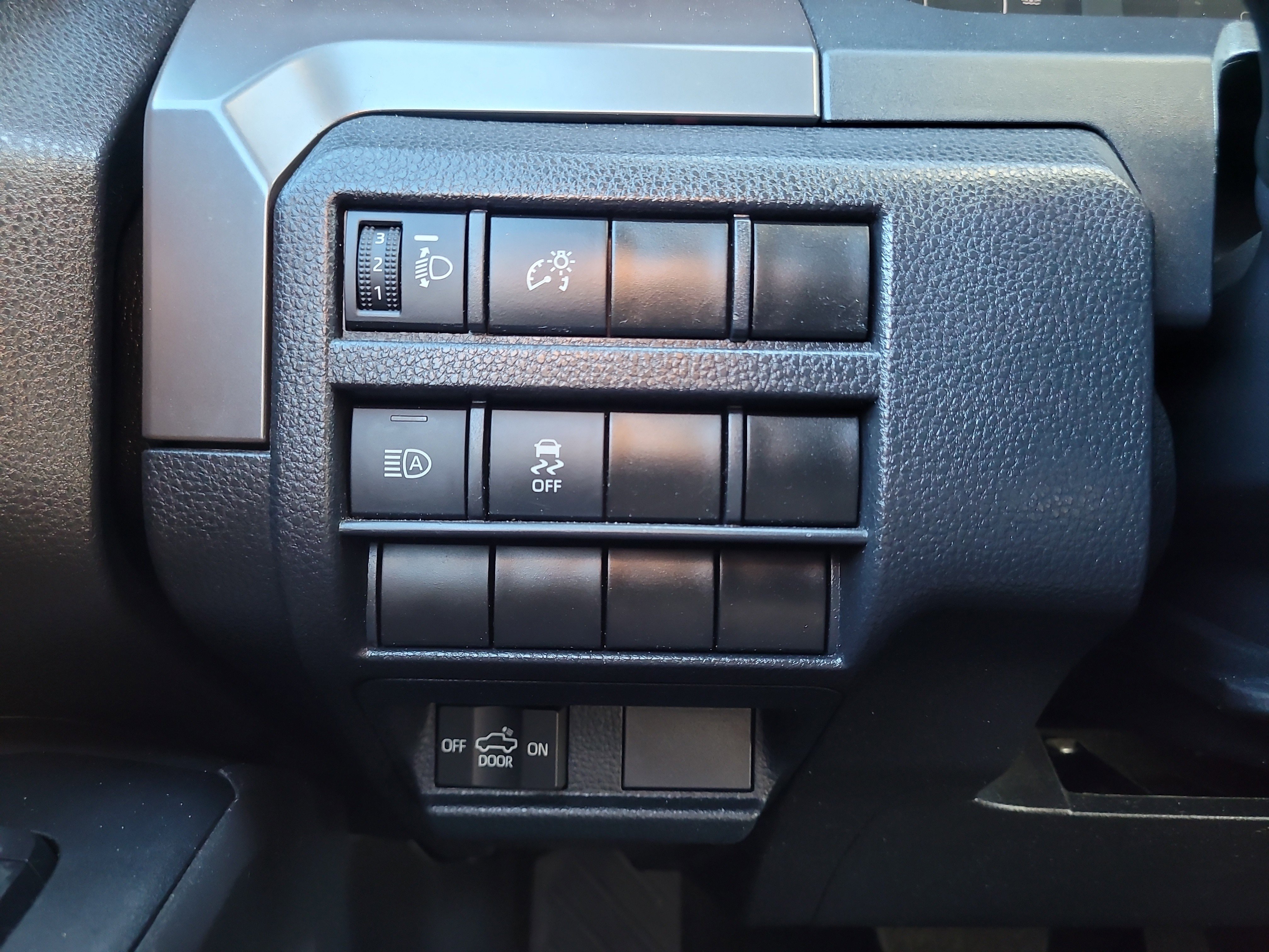 Used 2024 Toyota Tacoma SR5 image 31