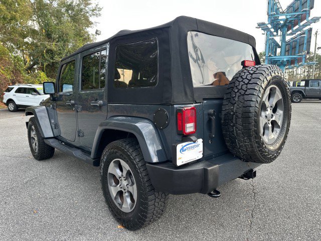Used 2018 Jeep Wrangler Unlimited Sahara w/ Connectivity Group image 3