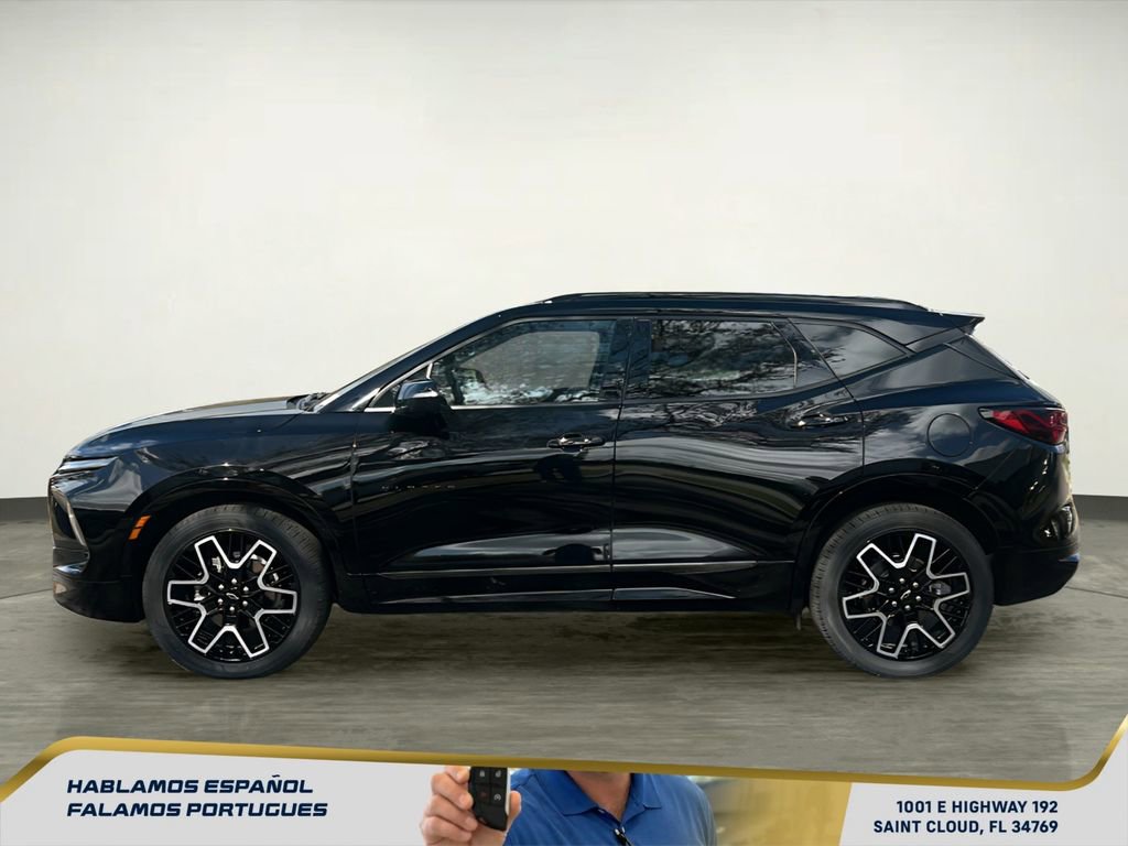 Used 2023 Chevrolet Blazer RS w/ Driver Confidence II Package image 3