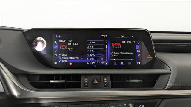 Used 2019 Lexus ES 300h w/ Premium Package FWD image 32