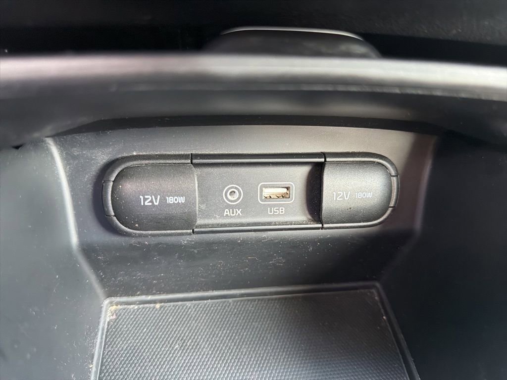 Used 2018 Kia Sorento AWD image 21