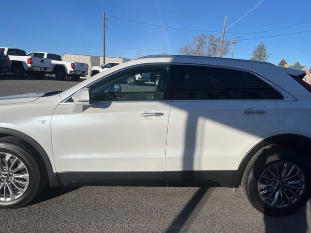 Used 2024 Cadillac XT4 Premium Luxury AWD/4WD image 7