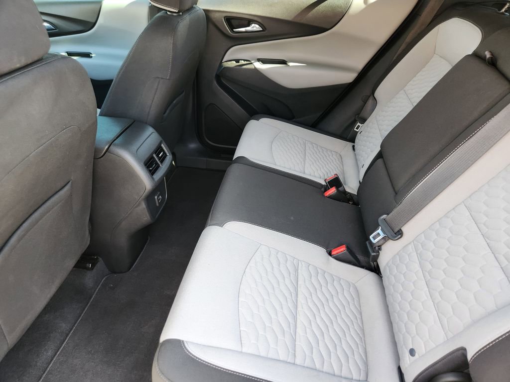 Used 2020 Chevrolet Equinox LS w/ LS Convenience Package AWD/4WD image 14