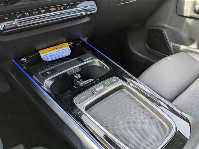 New 2026 Mercedes-Benz GLB 250 4MATIC image 12