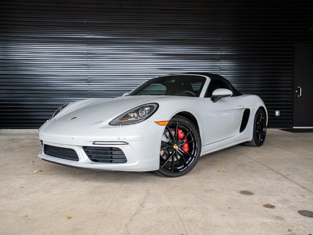 Certified 2025 Porsche 718 Boxster S RWD image 1