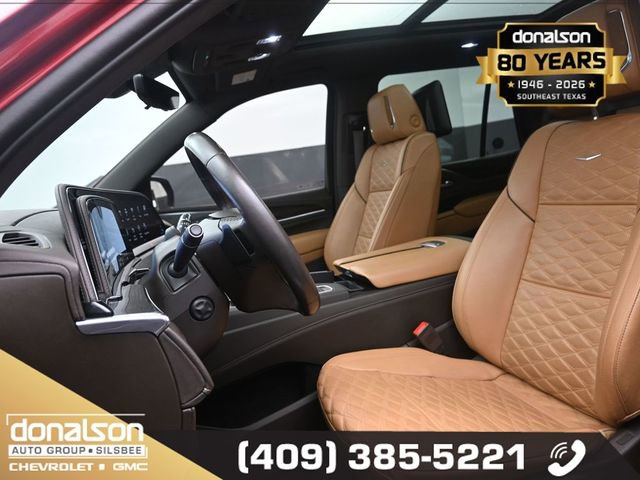Used 2023 Cadillac Escalade Premium Luxury image 9