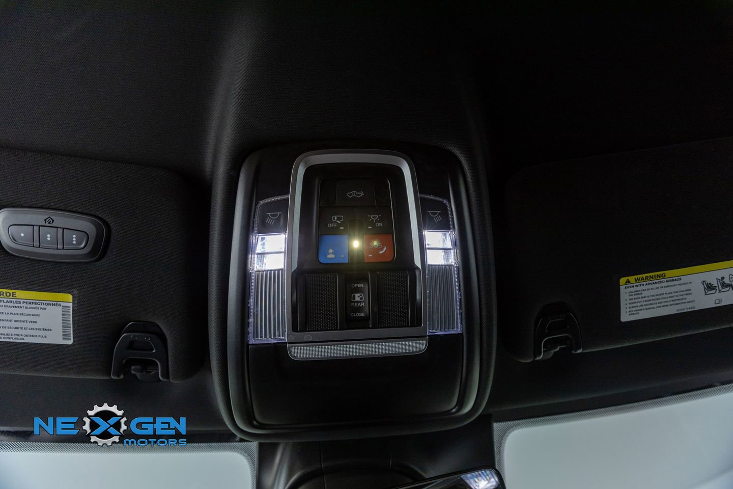 Used 2025 RAM 3500 Laramie w/ Night Edition image 20