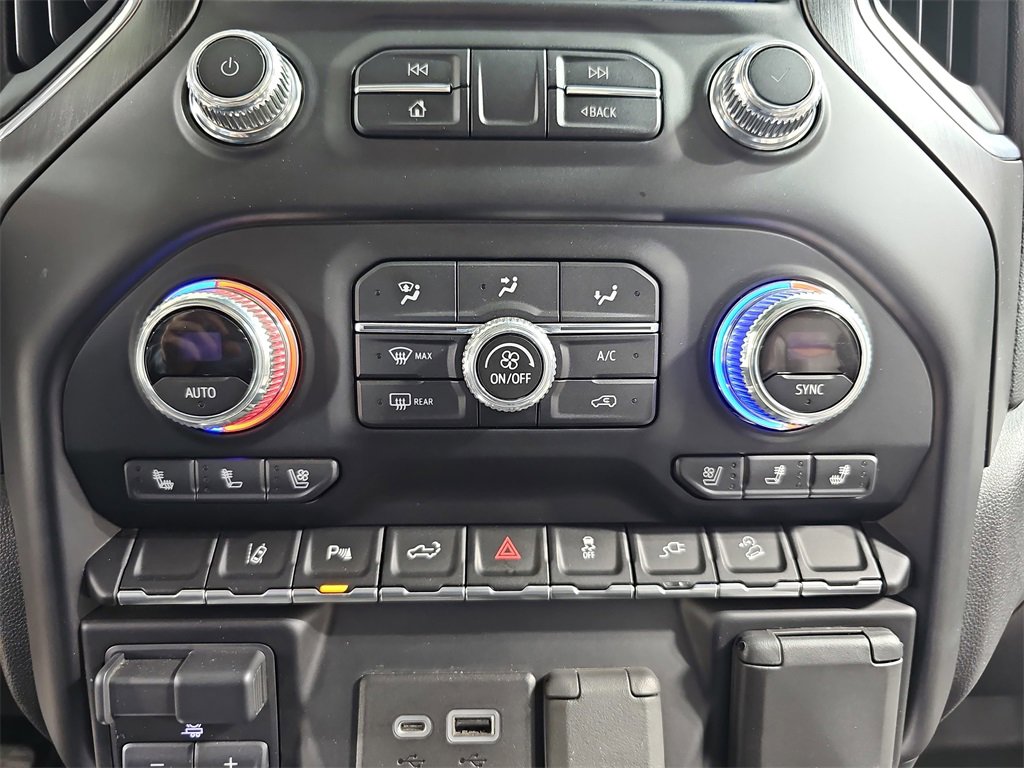 Used 2022 GMC Sierra 2500 AT4 w/ AT4 Premium Plus Package image 30