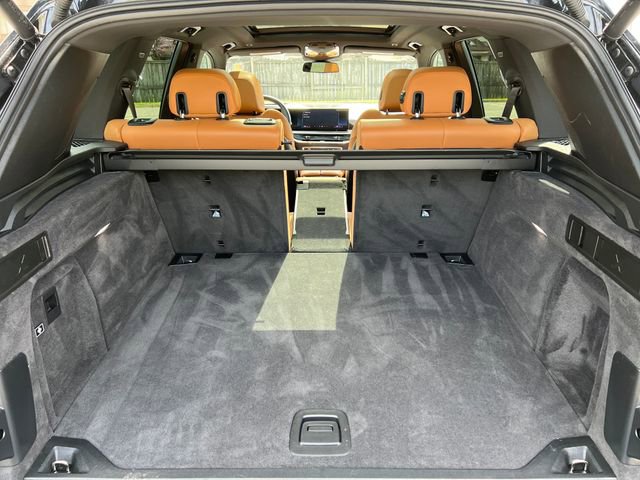 Used 2024 BMW X5 xDrive40i w/ Executive Package AWD/4WD image 32