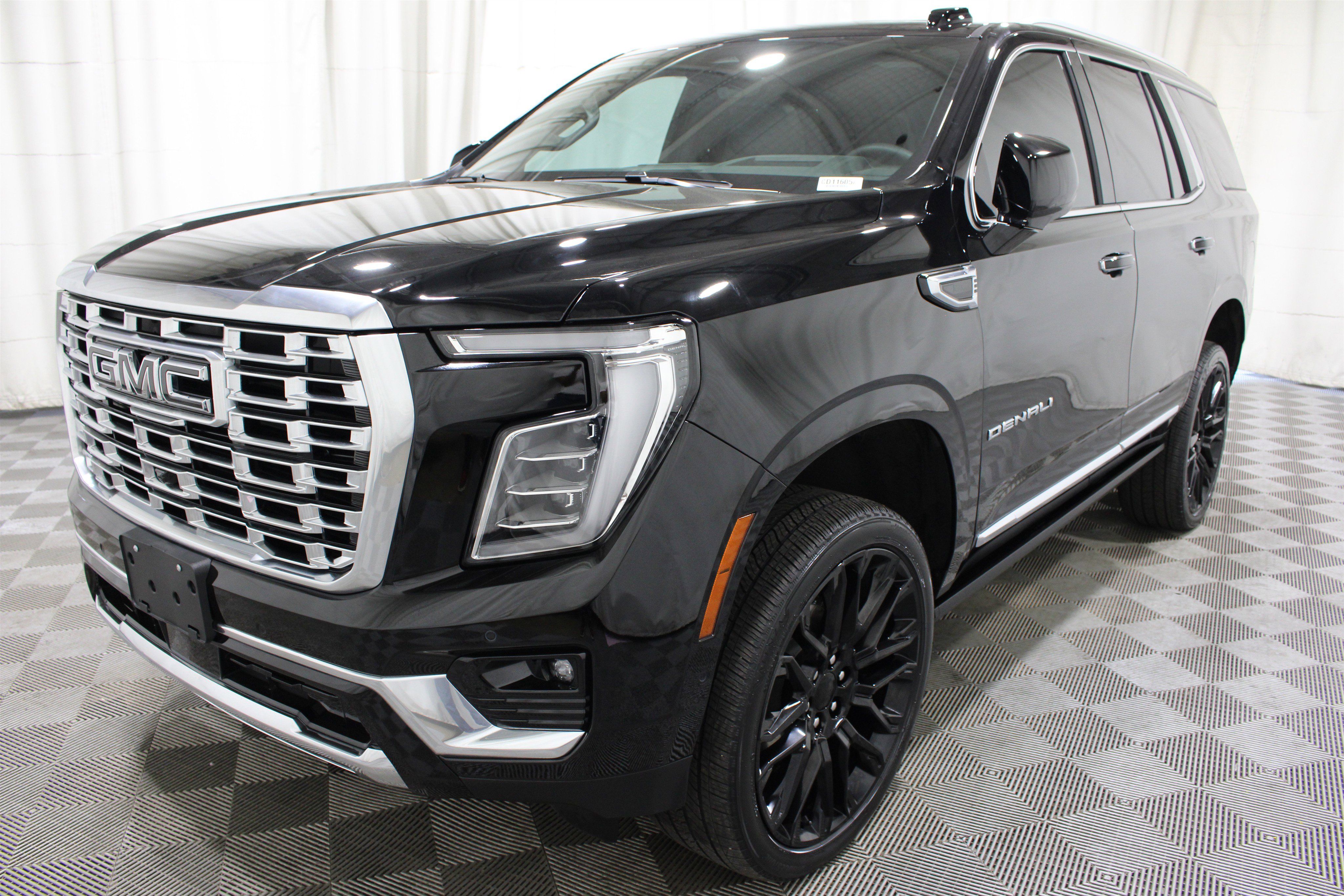 Used 2025 GMC Yukon Denali w/ Denali Reserve Package image 38