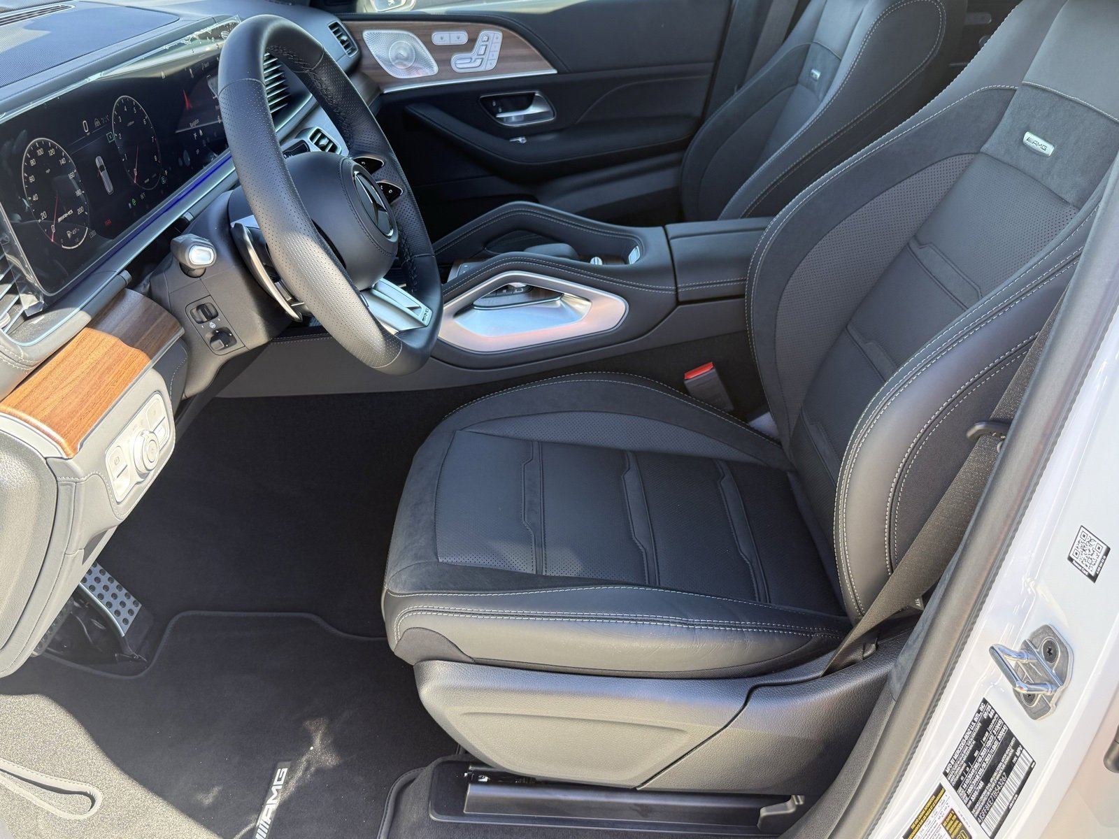 New 2026 Mercedes-Benz GLS 63 AMG 4MATIC image 16