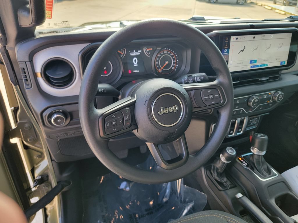 Used 2026 Jeep Wrangler Sport AWD/4WD image 17
