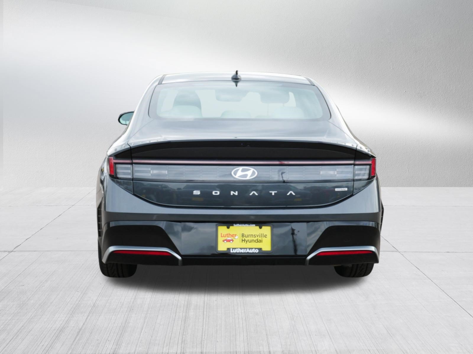 Certified 2025 Hyundai Sonata SEL AWD/4WD image 6