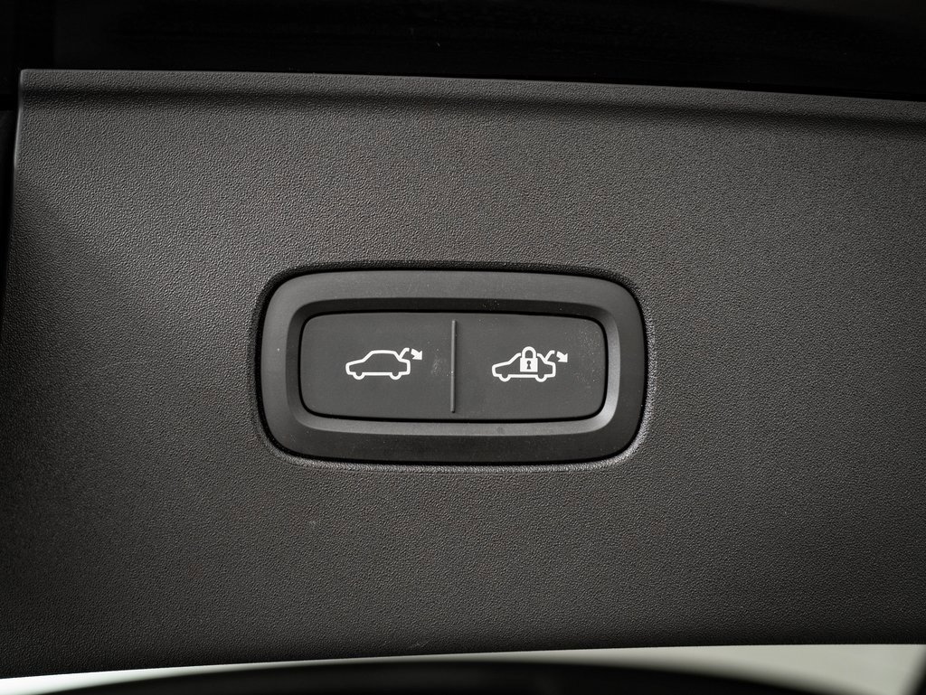 Used 2025 Volvo EX90 Plus image 21