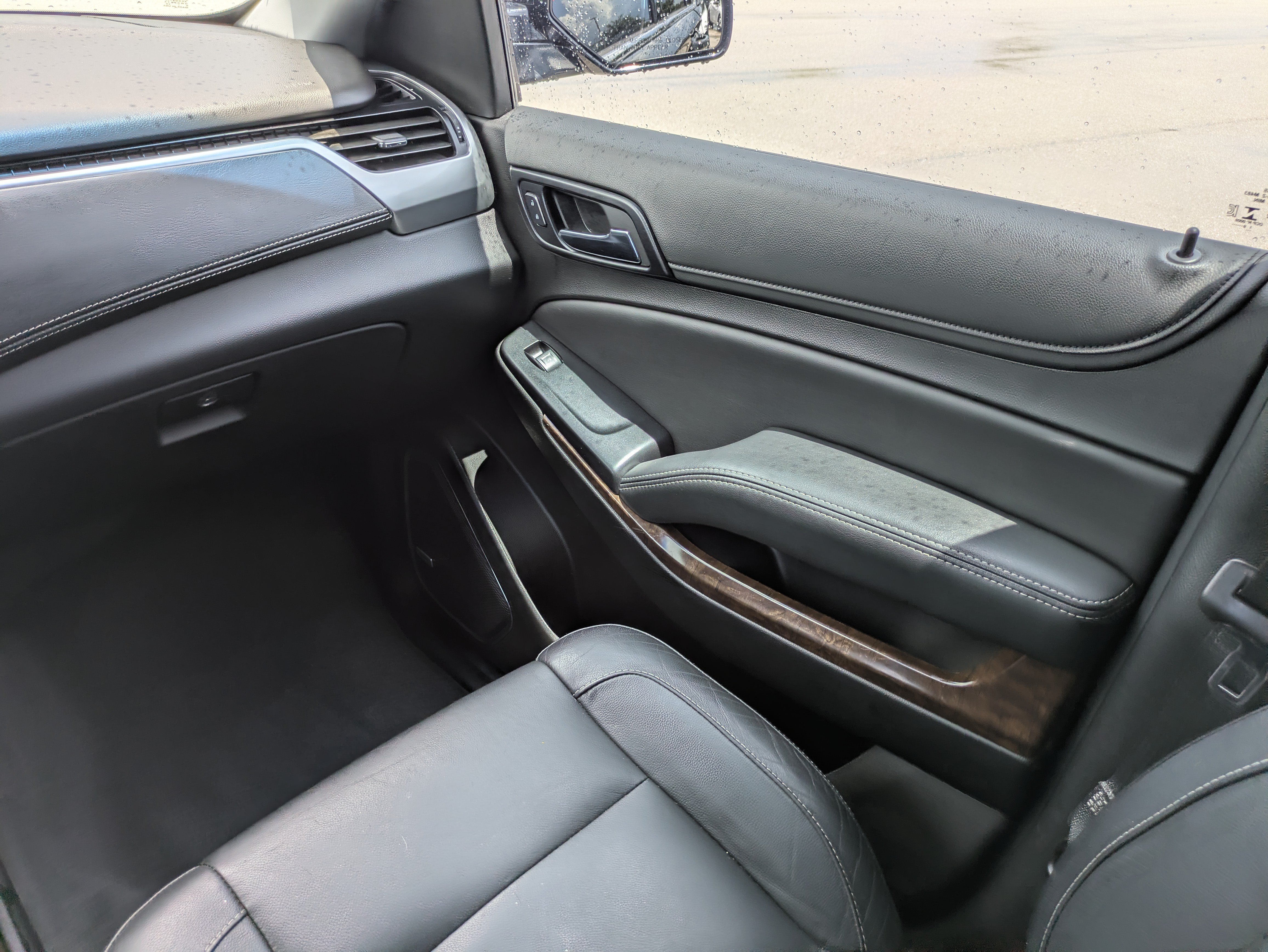 Used 2020 Chevrolet Tahoe LT RWD image 17