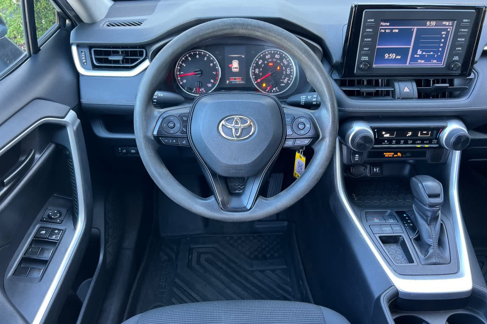 Used 2019 Toyota RAV4 LE FWD image 14