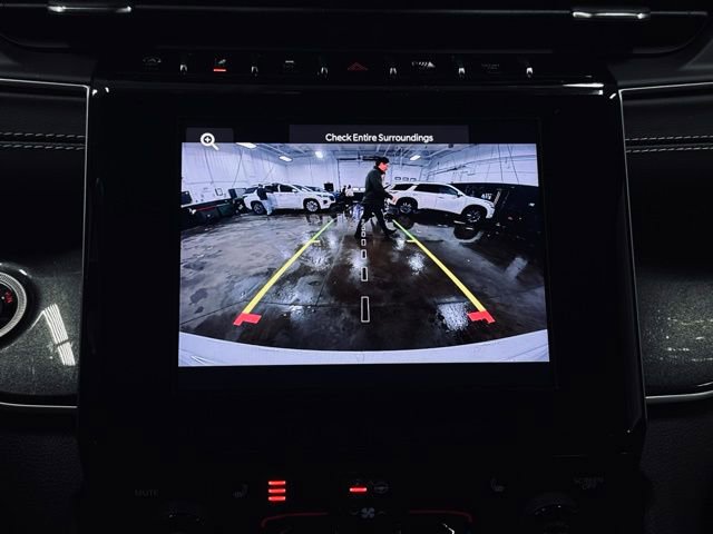 Used 2022 Jeep Grand Cherokee Altitude image 34