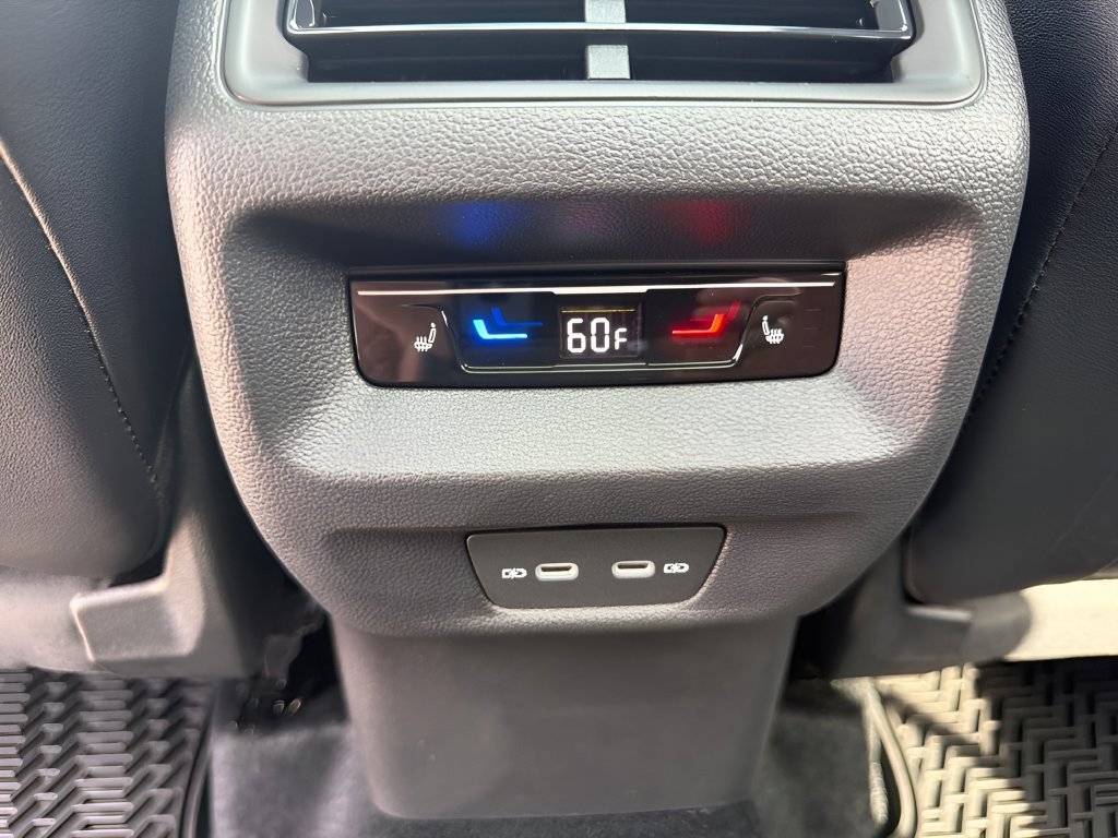 New 2026 Volkswagen Tiguan SEL R-Line AWD/4WD image 30