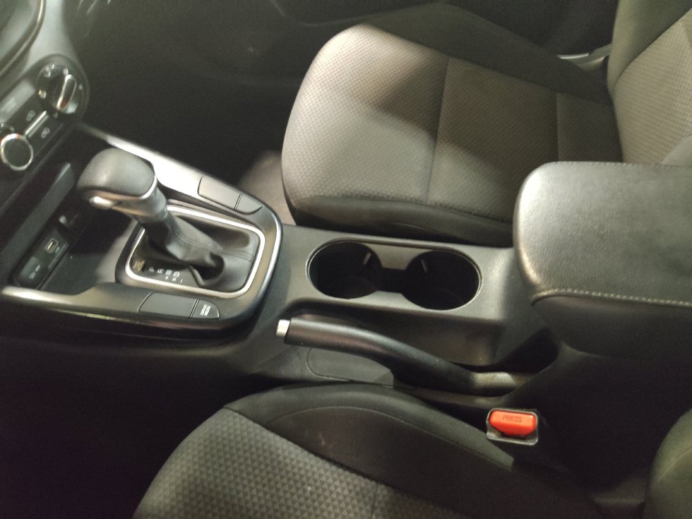 Used 2020 Kia Soul LX FWD image 26