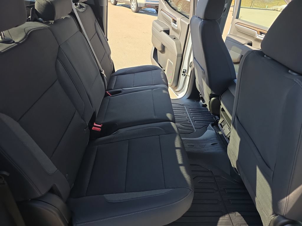 New 2026 GMC Sierra 1500 SLE AWD/4WD image 11