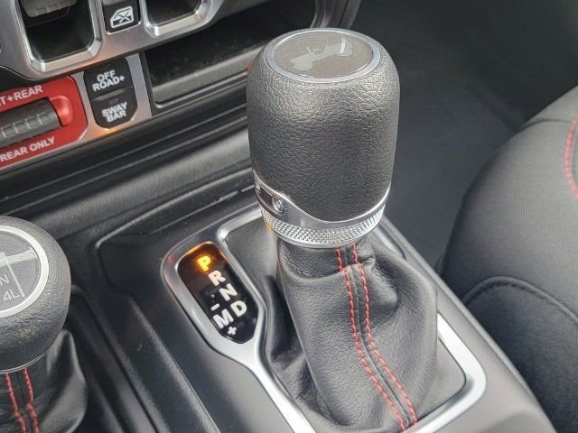 Used 2023 Jeep Wrangler Unlimited Rubicon w/ Dual Top Group image 28