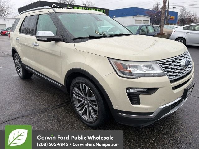 Used 2018 Ford Explorer Platinum image 3