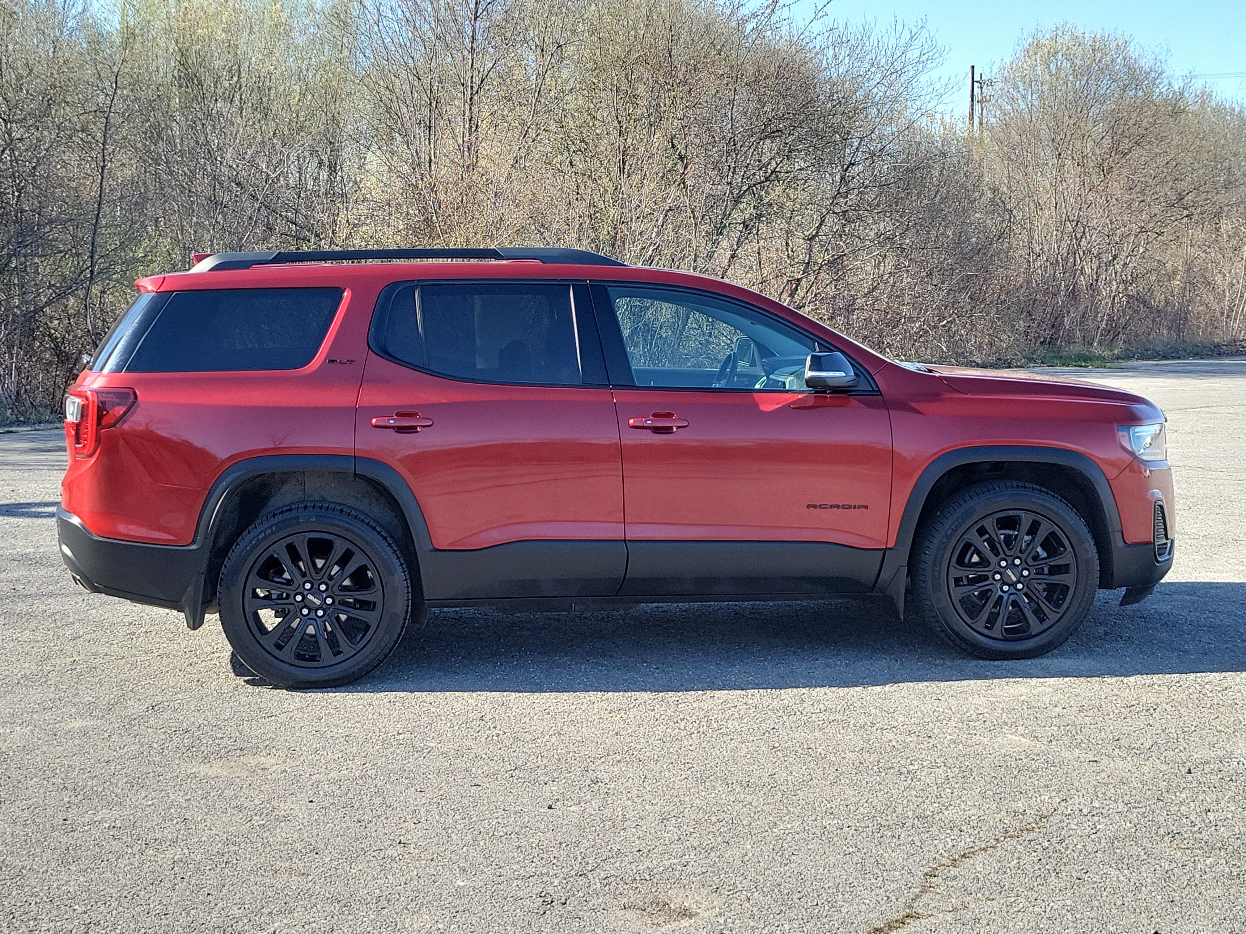Used 2023 GMC Acadia SLT w/ Elevation Edition AWD/4WD image 4