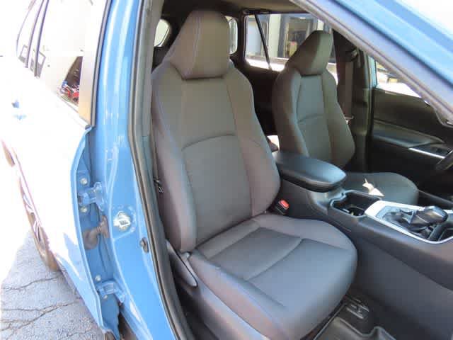 Used 2022 Toyota RAV4 SE w/ Convenience Package AWD/4WD image 17