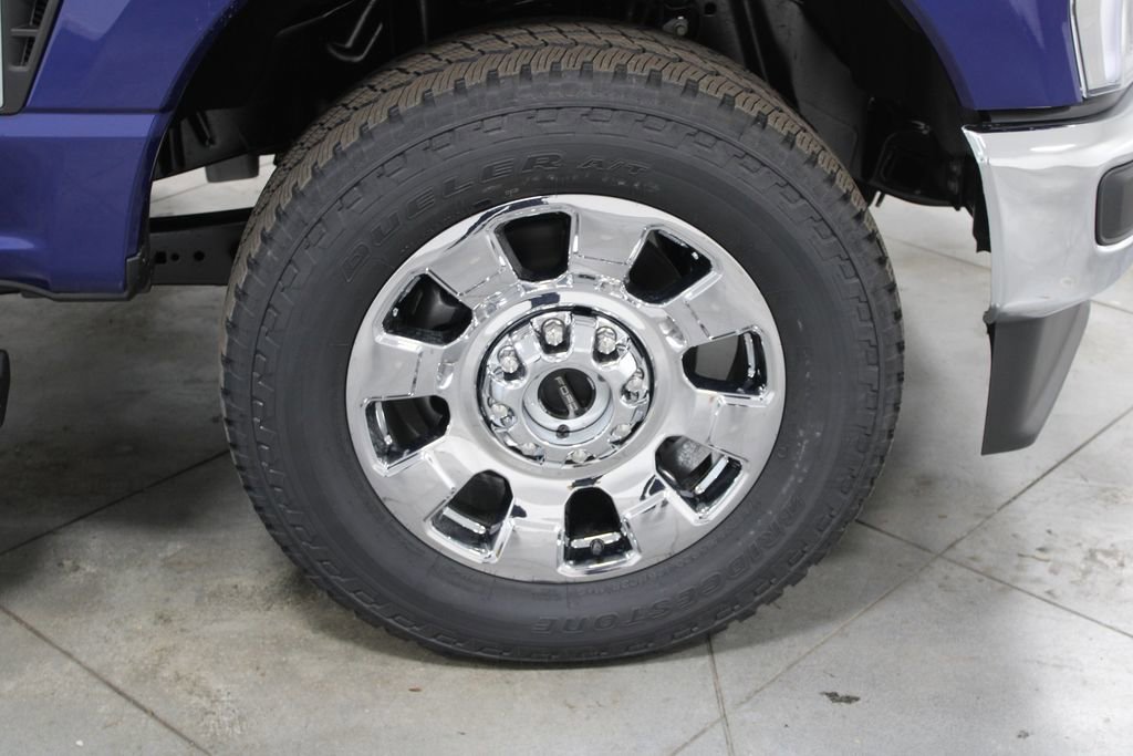 New 2026 Ford F250 Lariat w/ Chrome Package image 15