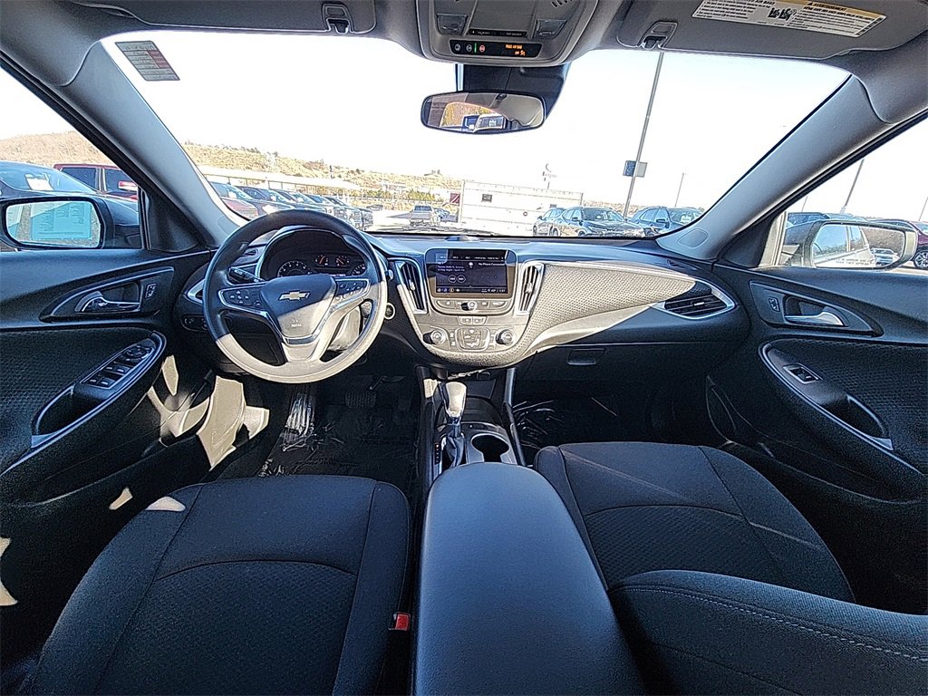 Used 2023 Chevrolet Malibu LS image 29
