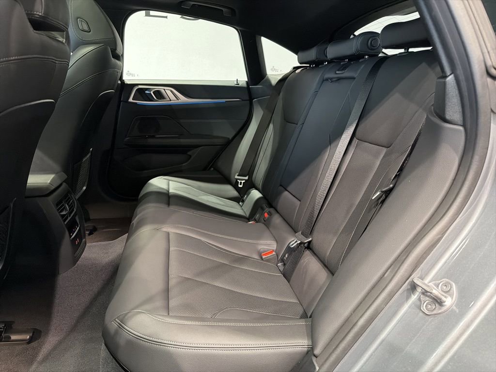 Used 2023 BMW i4 eDrive40 w/ Premium Package image 27
