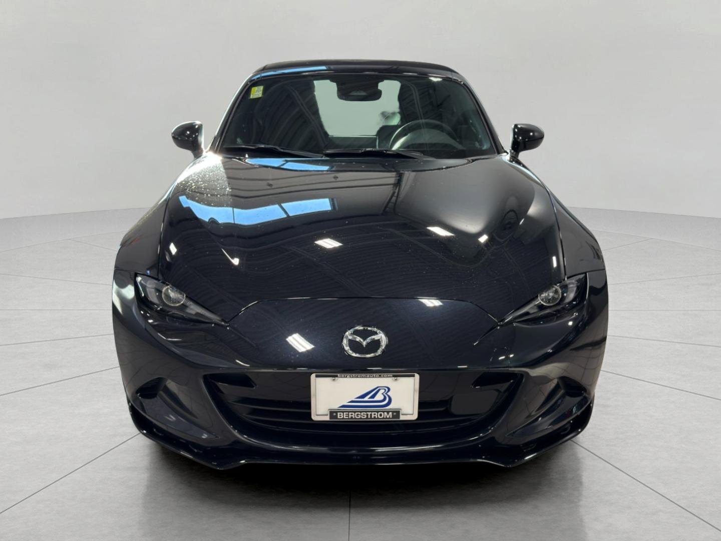 New 2025 MAZDA MX-5 Miata Grand Touring w/ Appearance Package RWD image 2