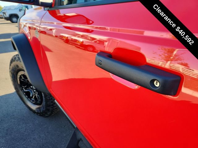Used 2023 Ford Bronco Wildtrak image 17
