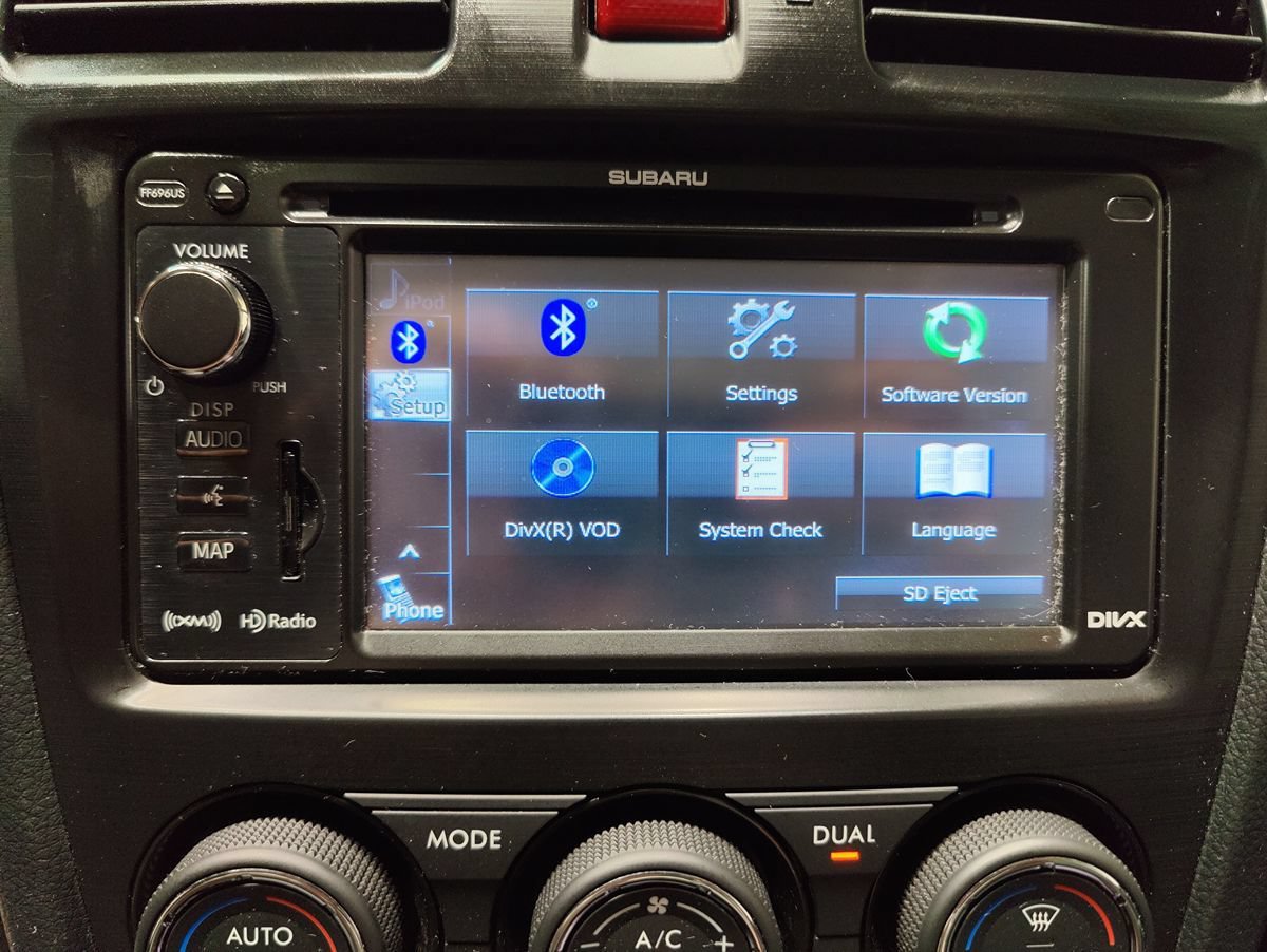 Used 2015 Subaru Forester 2.0XT Touring w/ Eyesight & Navigation System AWD/4WD image 35