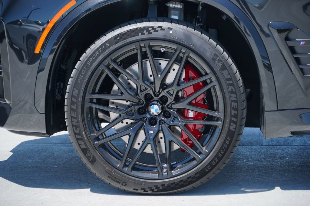 New 2026 BMW X5 M Competition w/ Executive Package AWD/4WD image 5