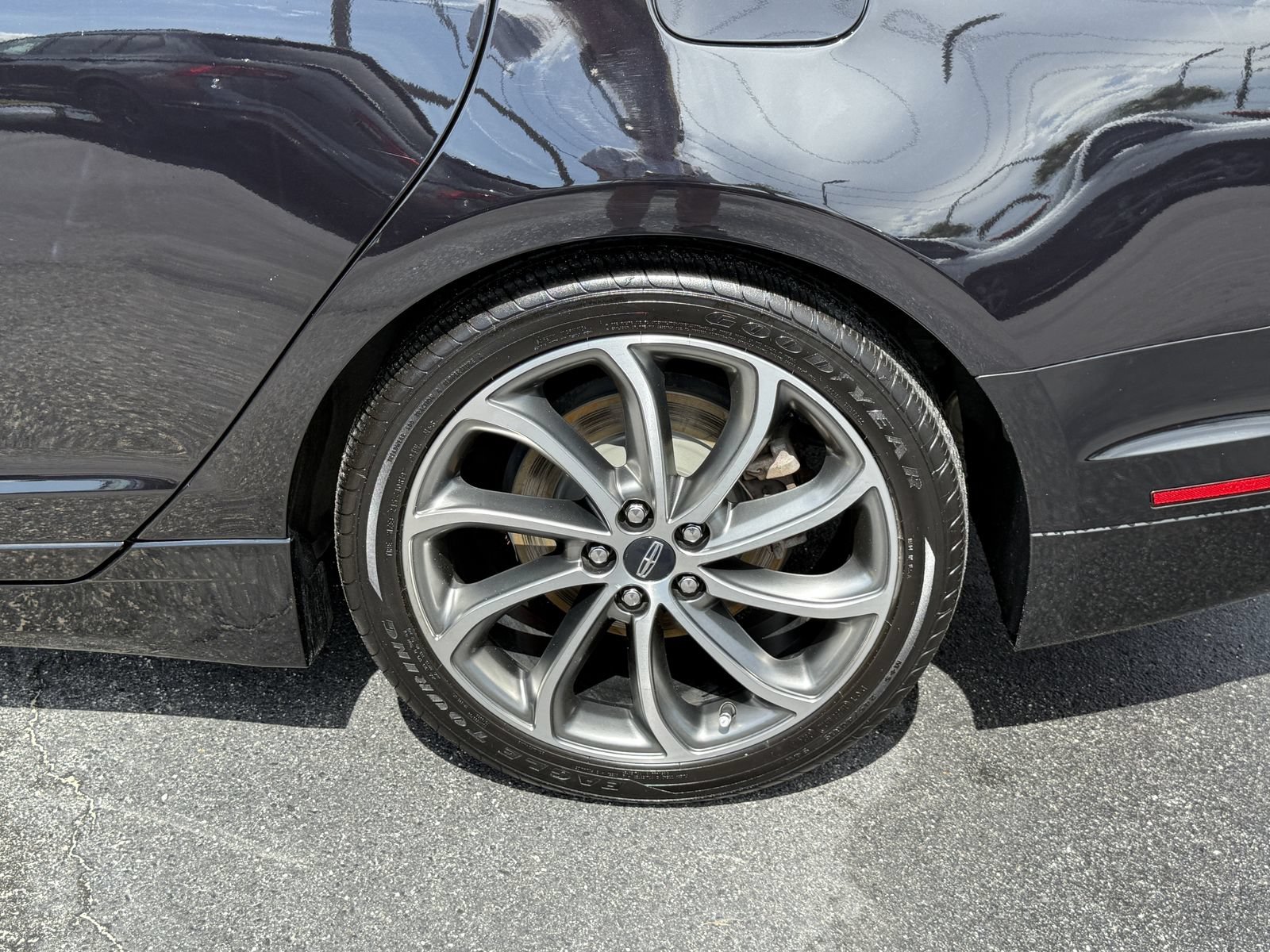 Used 2019 Lincoln MKZ Reserve w/ Reserve Plus Package FWD image 36