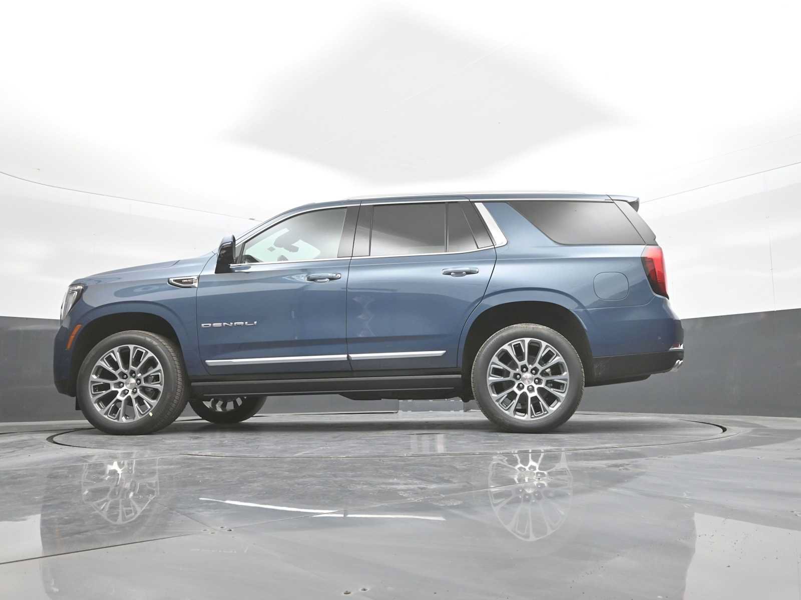 New 2027 GMC Yukon Denali w/ Denali Reserve Package AWD/4WD image 21