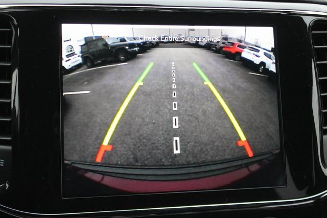 Used 2022 Jeep Grand Cherokee Laredo X image 6